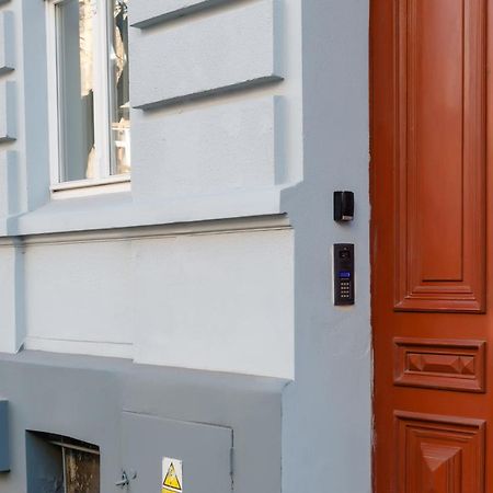Apartament Nowe Miasto - Przy Parku Roz Гожув-Велькопольски Экстерьер фото