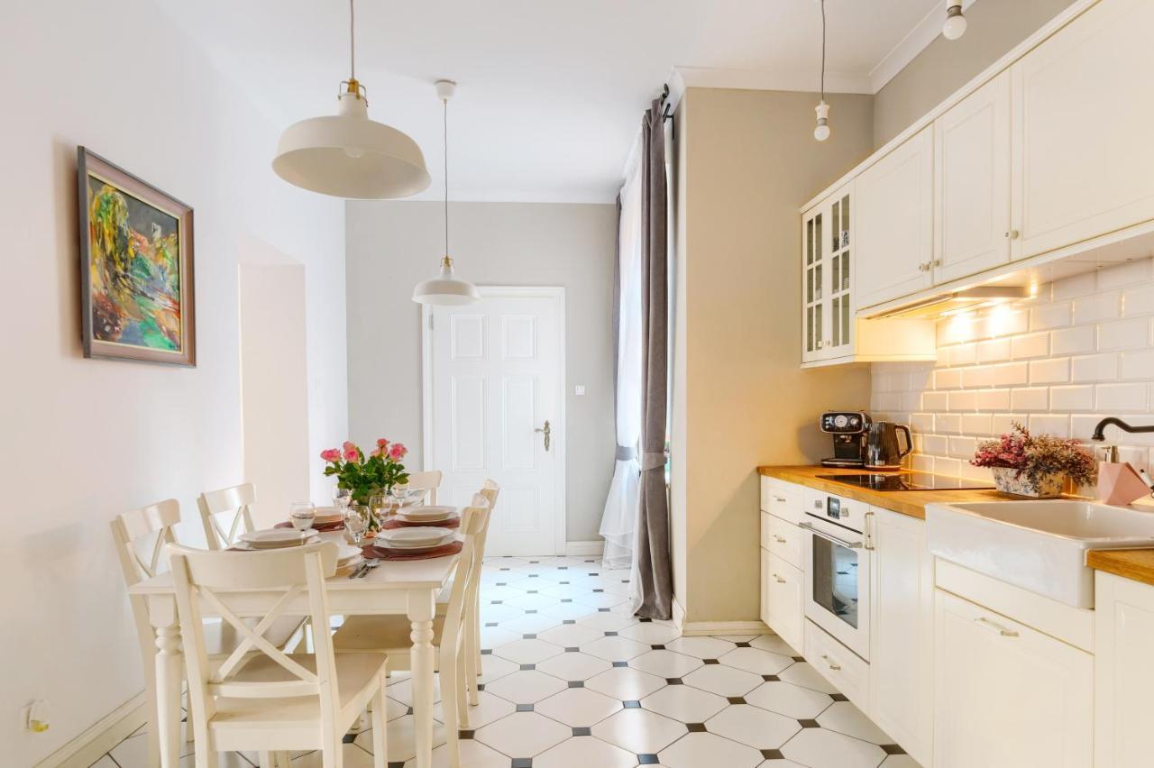 Apartament Nowe Miasto - Przy Parku Roz Гожув-Велькопольски Экстерьер фото