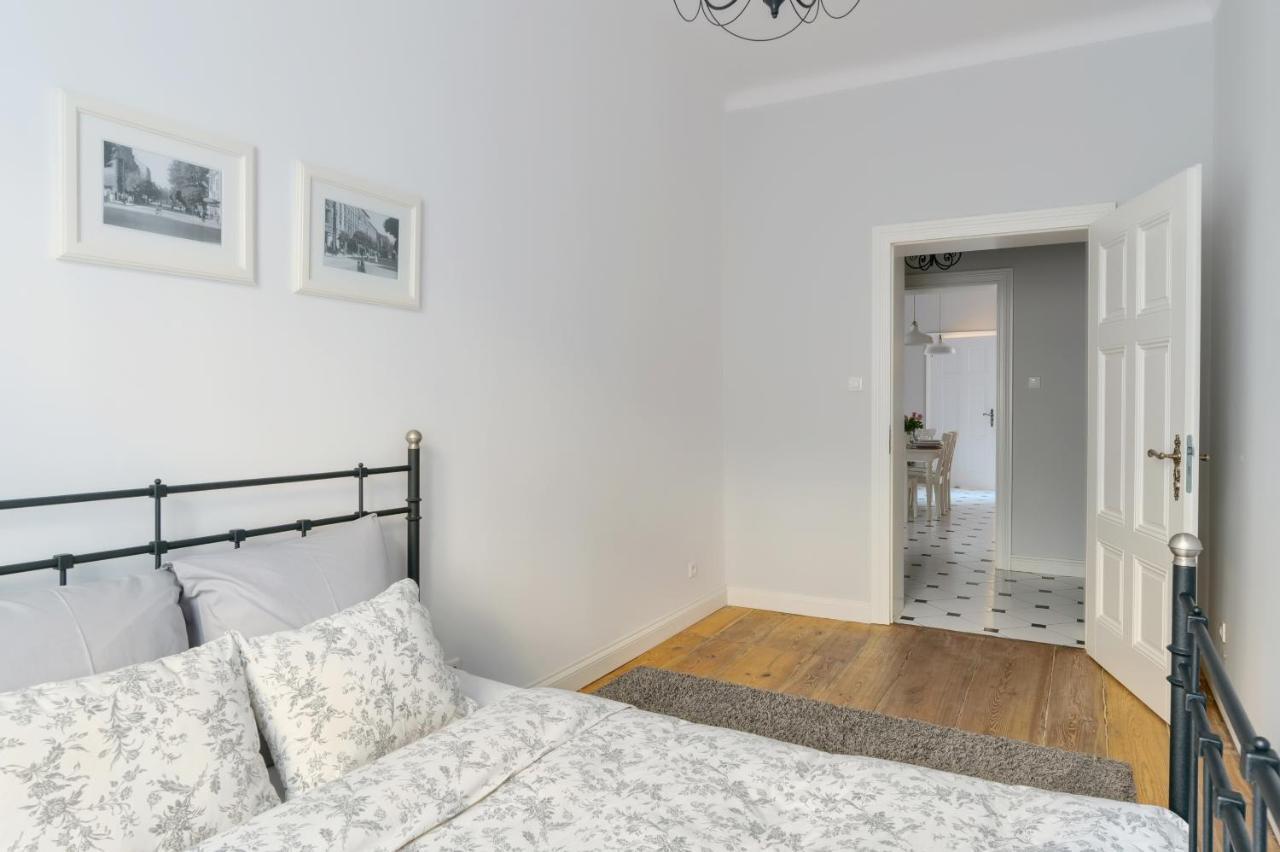 Apartament Nowe Miasto - Przy Parku Roz Гожув-Велькопольски Экстерьер фото
